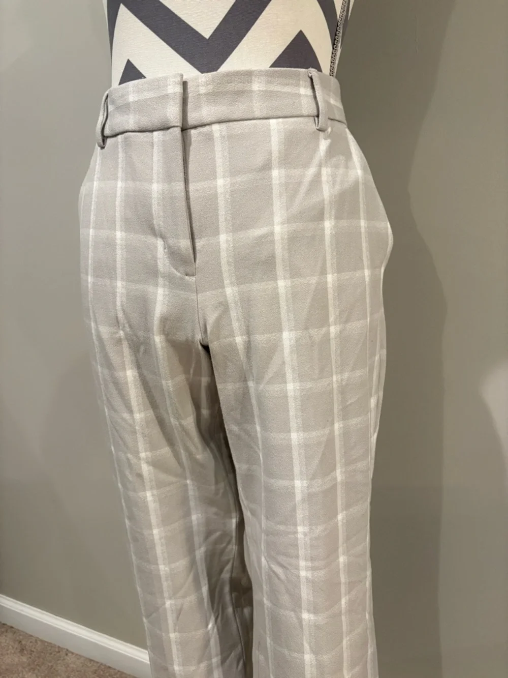 Express Columnist Ankle Stretch Light Gray and White Plaid Dress Pants - Picture 1 of 4